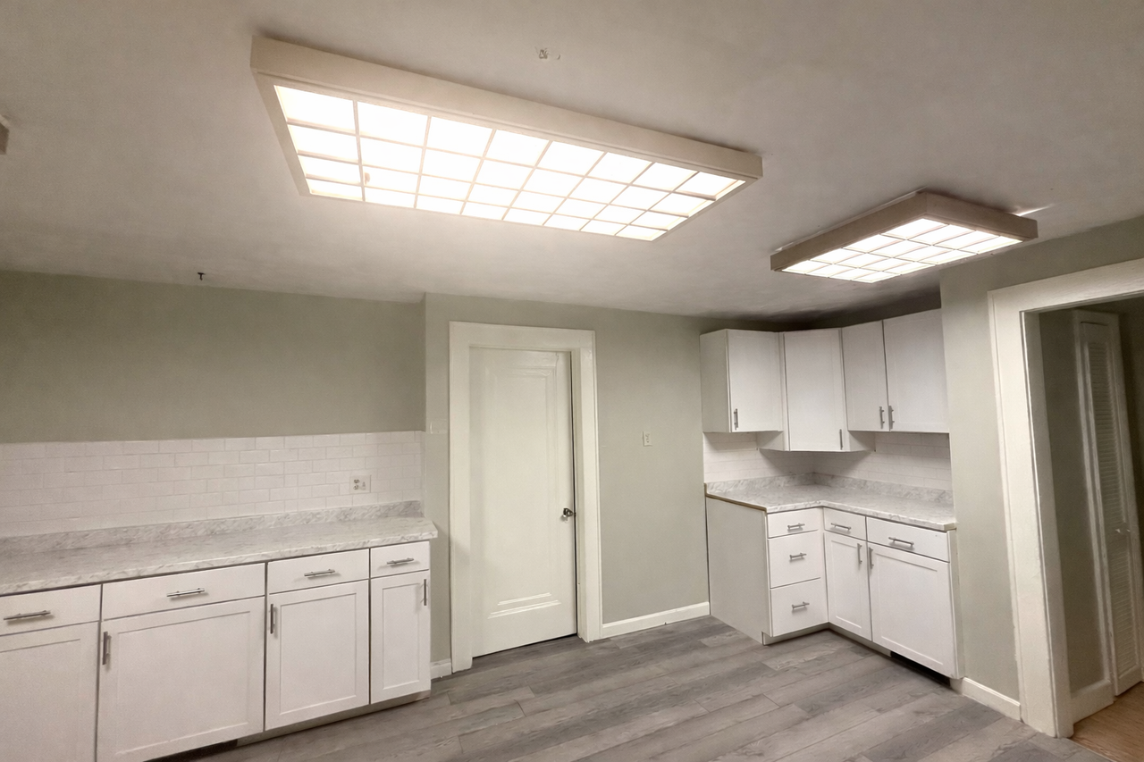 721 Salt Springs Road - Photo 4 of 18