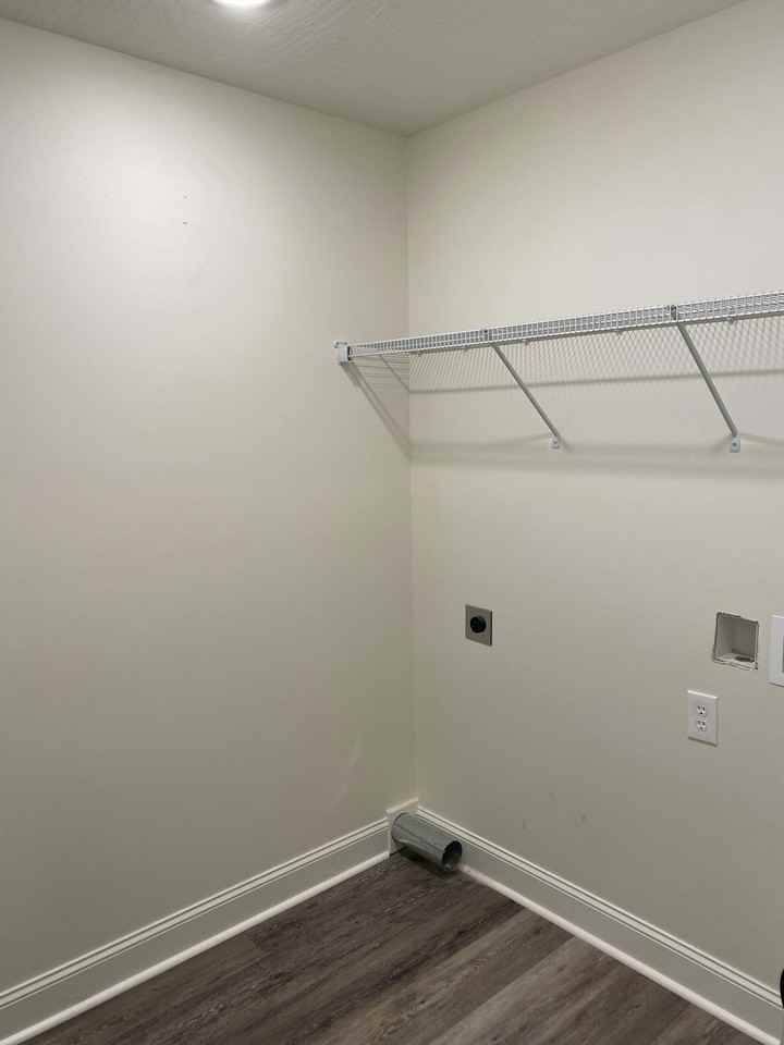 205 E 6th Ave - Photo 4 of 9