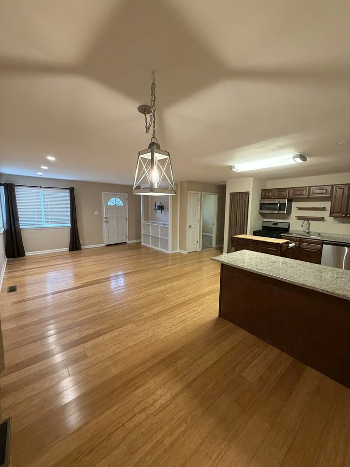 2403 Meadow Drive - Photo 6 of 14