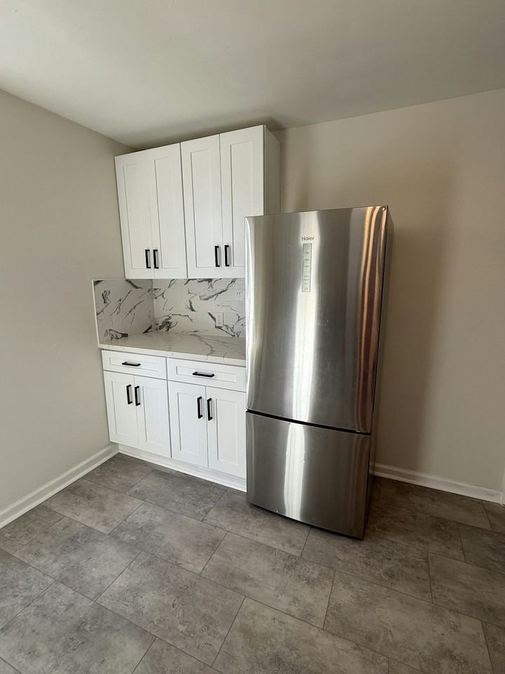 105 Rosa Parks Boulevard, Unit 2 - Photo 2 of 8