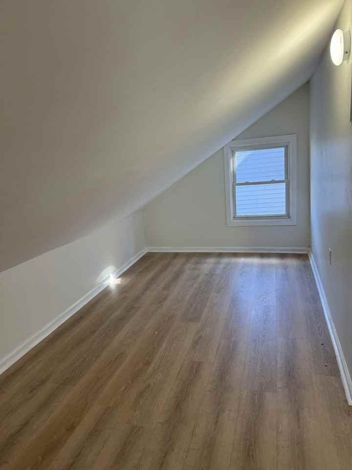 105 Rosa Parks Boulevard, Unit 2 - Photo 5 of 8
