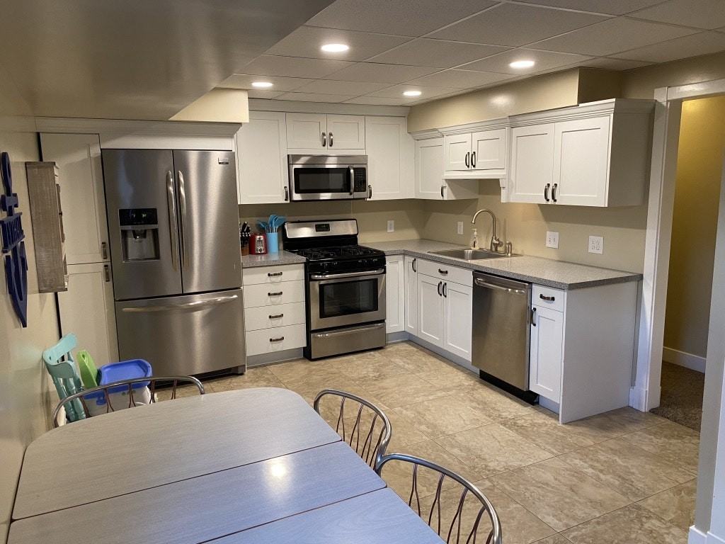 2604 Tamra Dr - Photo 3 of 11