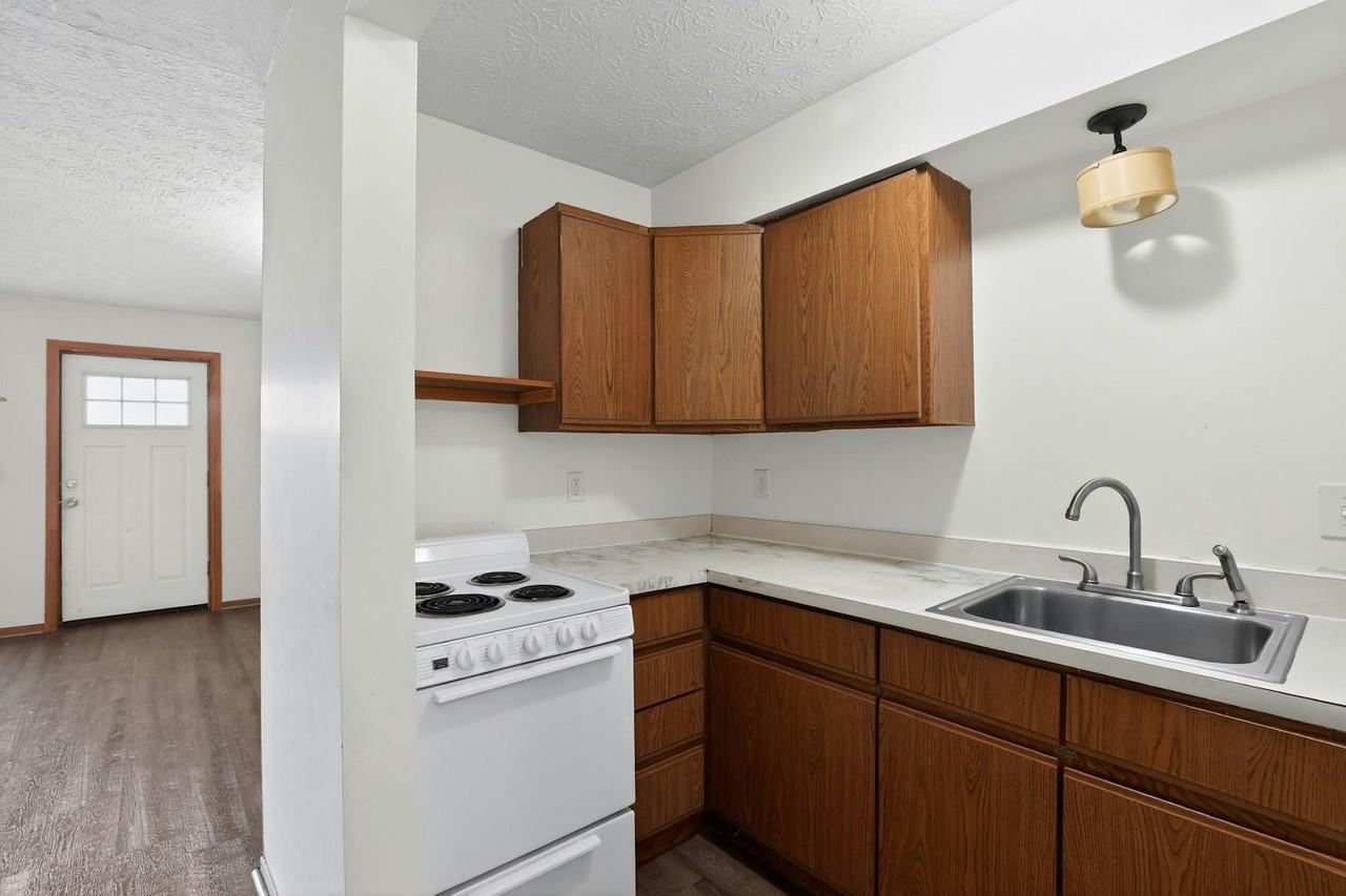 428 Cross Street, Unit 1 - Photo 5 of 15