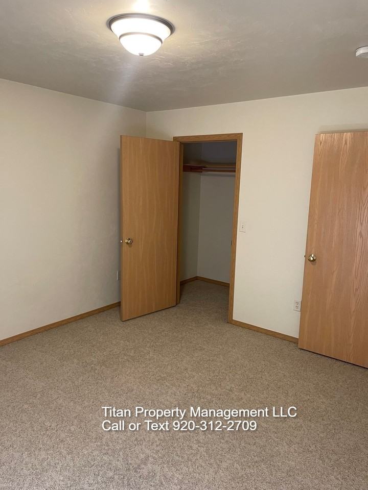 2080 Dickinson Avenue - Photo 3 of 14