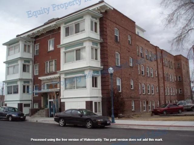 ID - 340 S Arthur Ave - LB - Photo 7 of 18