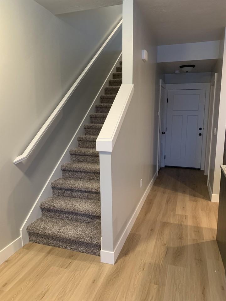 435 N 800 W - Photo 6 of 17