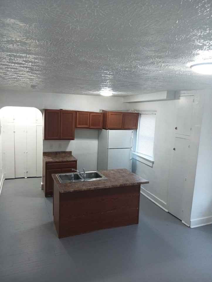 24 Arnold Place - Photo 3 of 23