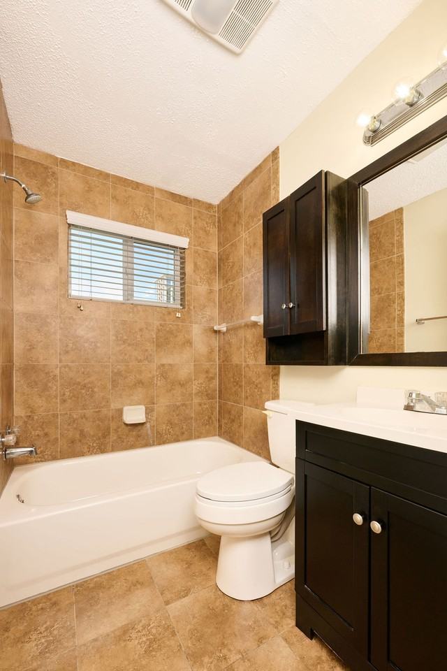 32 Peachtree Ave Ne #3 - Photo 4 of 13