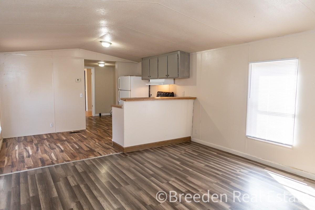 085-03: Brookside MHP - Photo 5 of 9