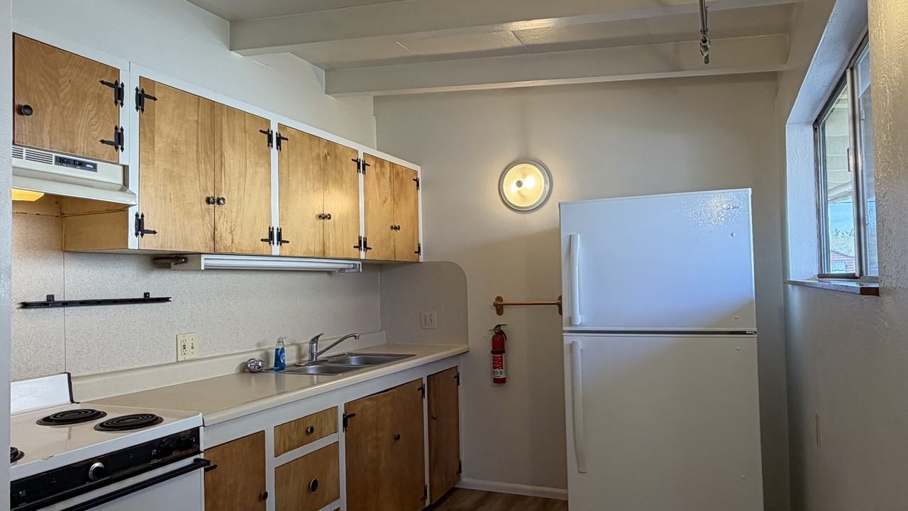 116 H Street - Photo 2 of 20