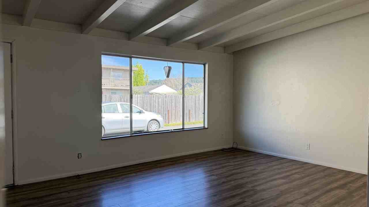 116 H Street - Photo 3 of 20