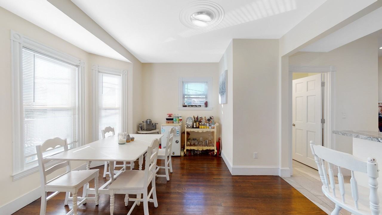 20 Litchfield Street - Photo 2 of 8