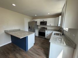 featured image of 119 E Inskip Dr