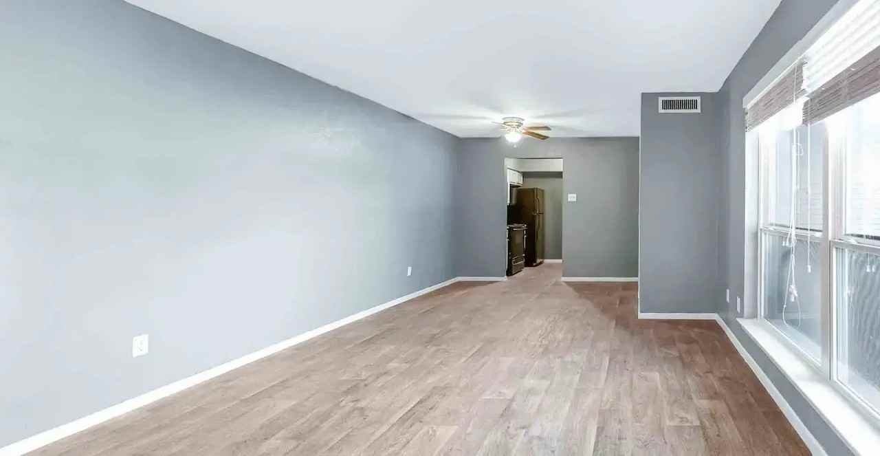 Bella Vida - Photo 6 of 14