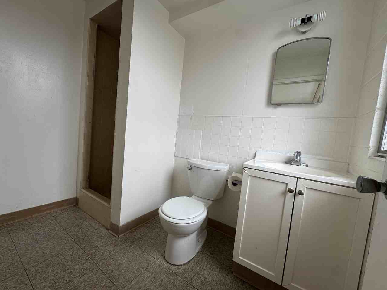 1926 South King Street - Photo 3 of 5