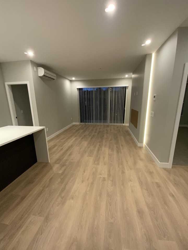 967 Whirlaway Cres #1 - Photo 3 of 13