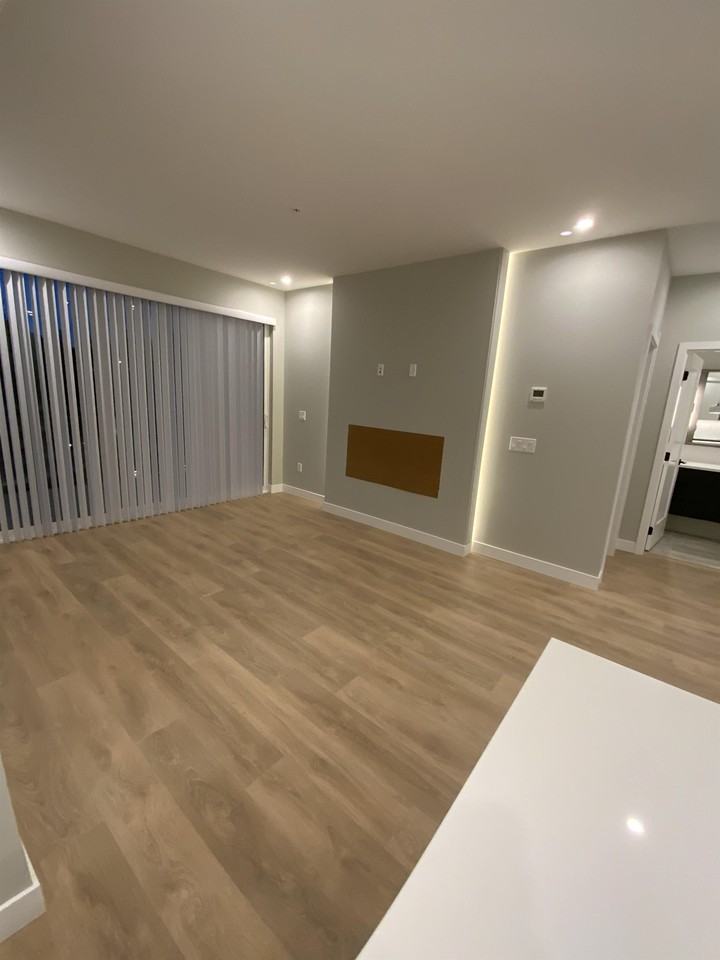 967 Whirlaway Cres #1 - Photo 4 of 13