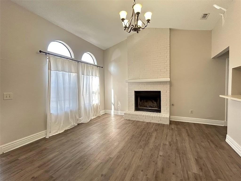 4052 N Abington Ct - Photo 5 of 14