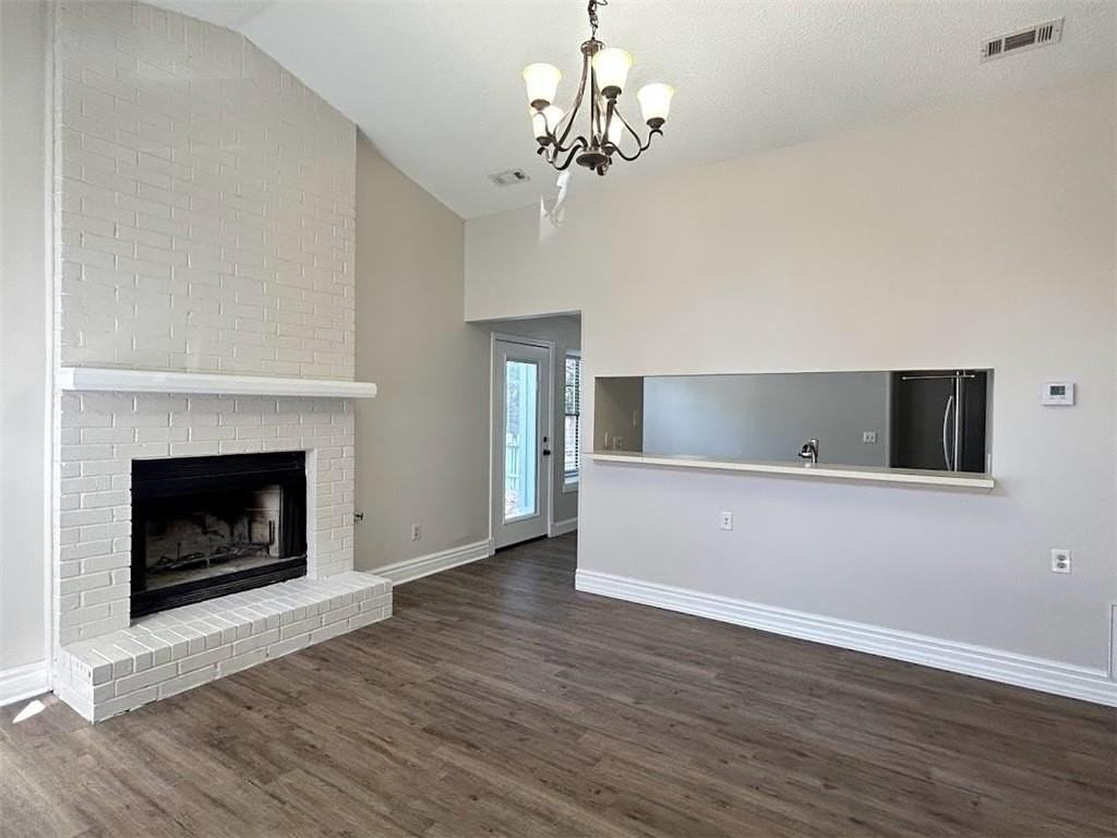 4052 N Abington Ct - Photo 6 of 14