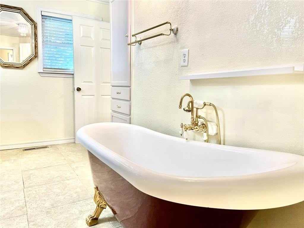 7 Evesham Ln - Photo 7 of 18