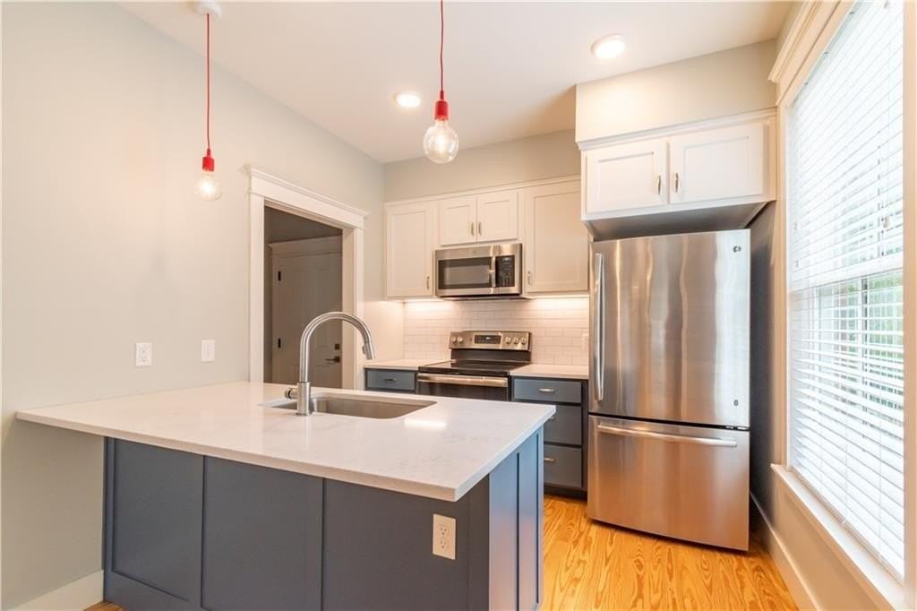 127 E South St - Photo 7 of 14