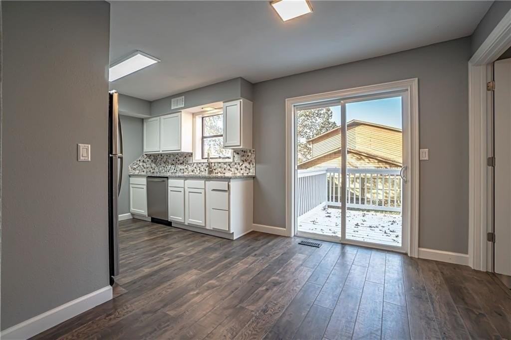 1312 Royal Dr #A - Photo 4 of 10