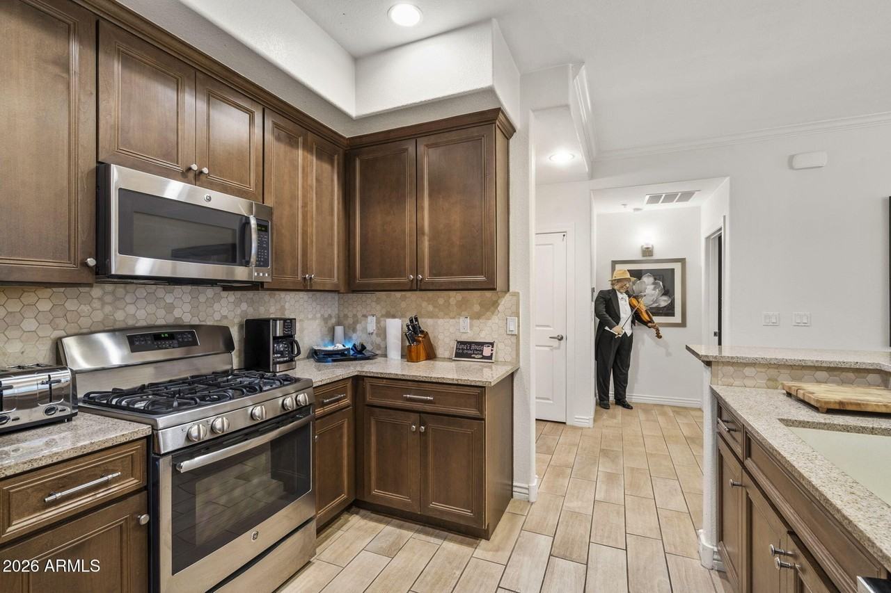 7601 E Indian Bend Rd Apt 1012 - Photo 5 of 19