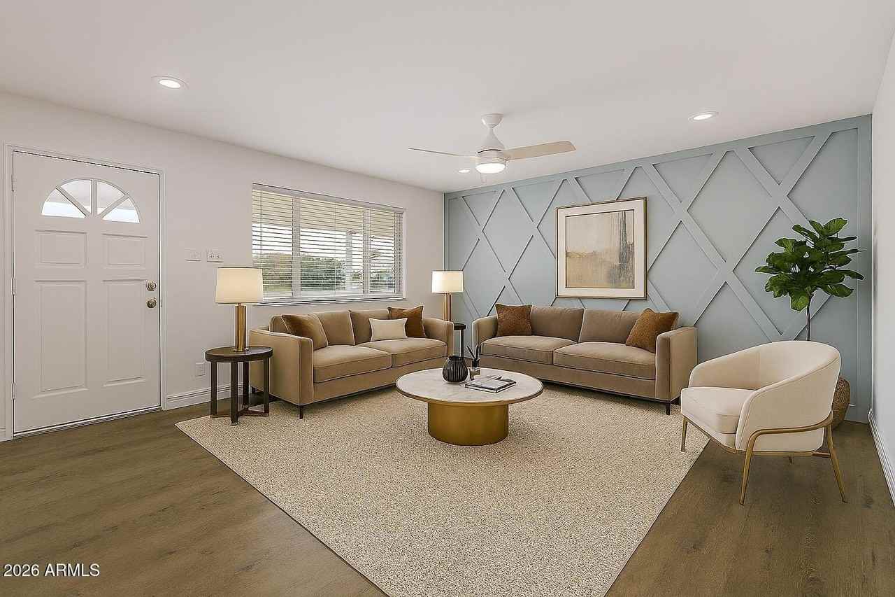 424 E Fillmore St - Photo 4 of 20