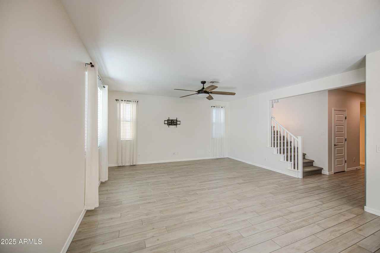 9856 E Palladium Dr - Photo 7 of 50