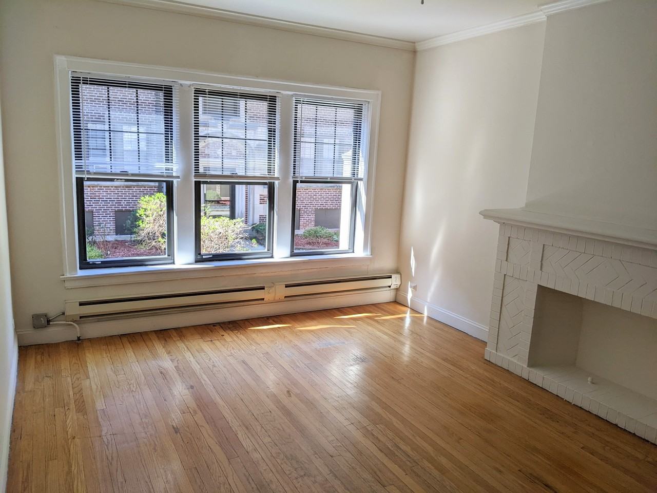 1313 Oak Ave #1321B3 - Photo 3 of 7