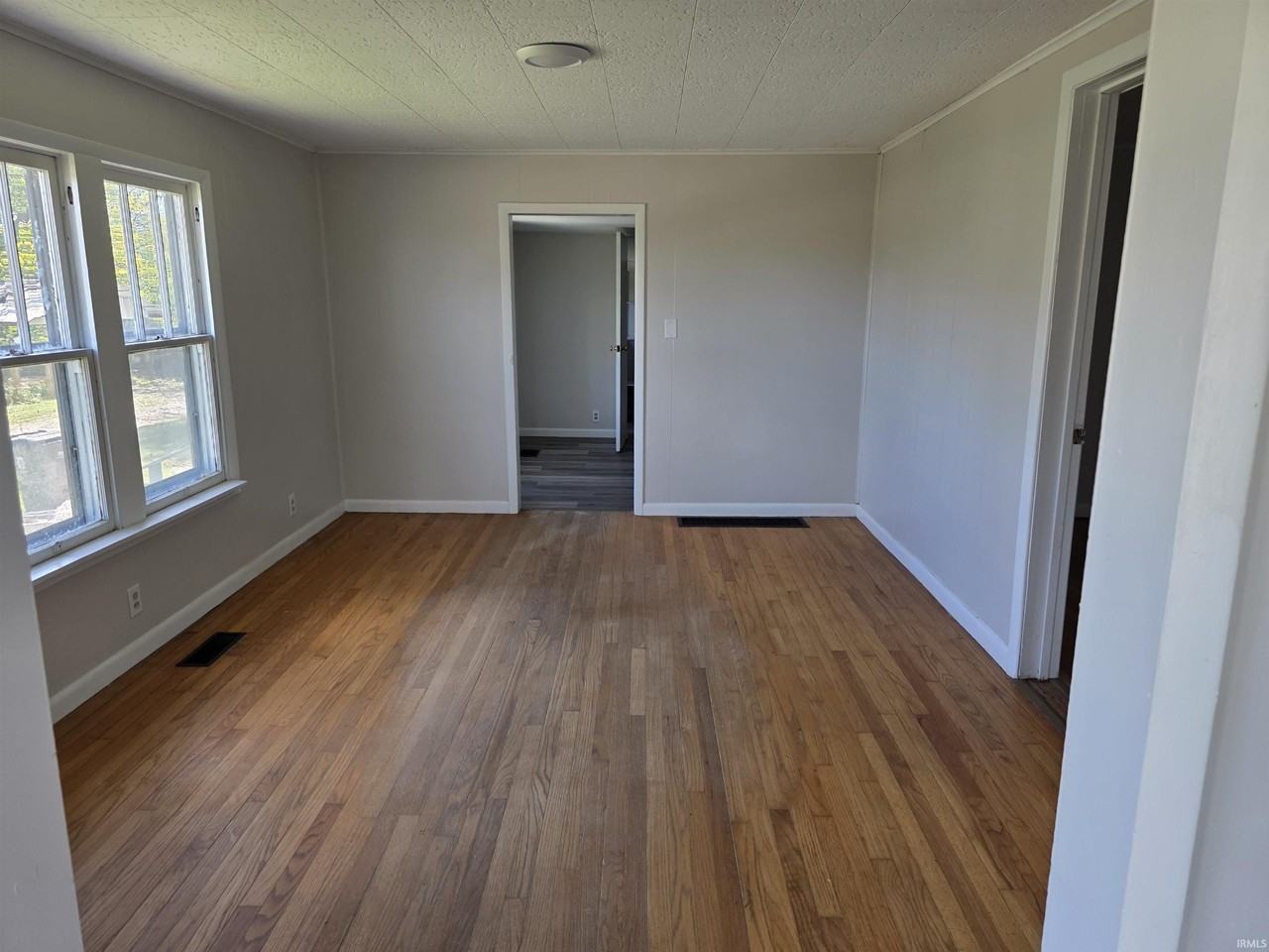 921 W Gourley Pike #1 - Photo 4 of 22