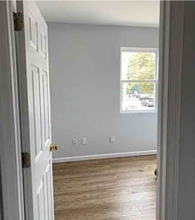 3002 Voorhies Ave #2F - Photo 4 of 5