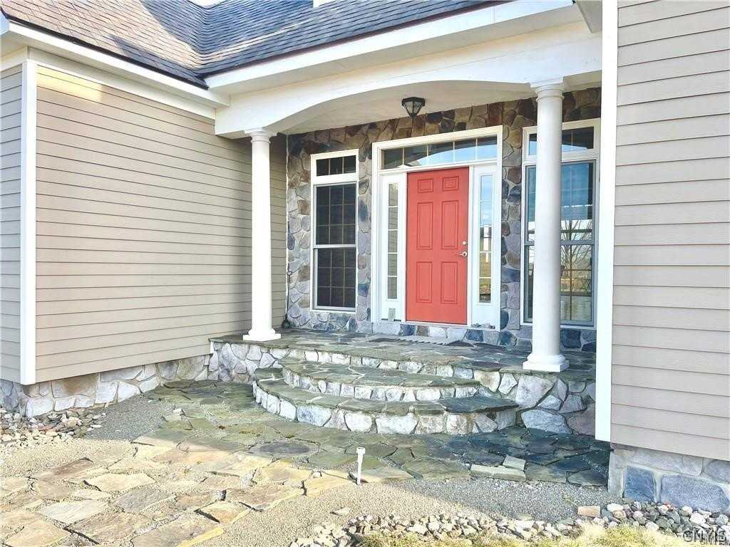 1018 W State Rd - Photo 4 of 35