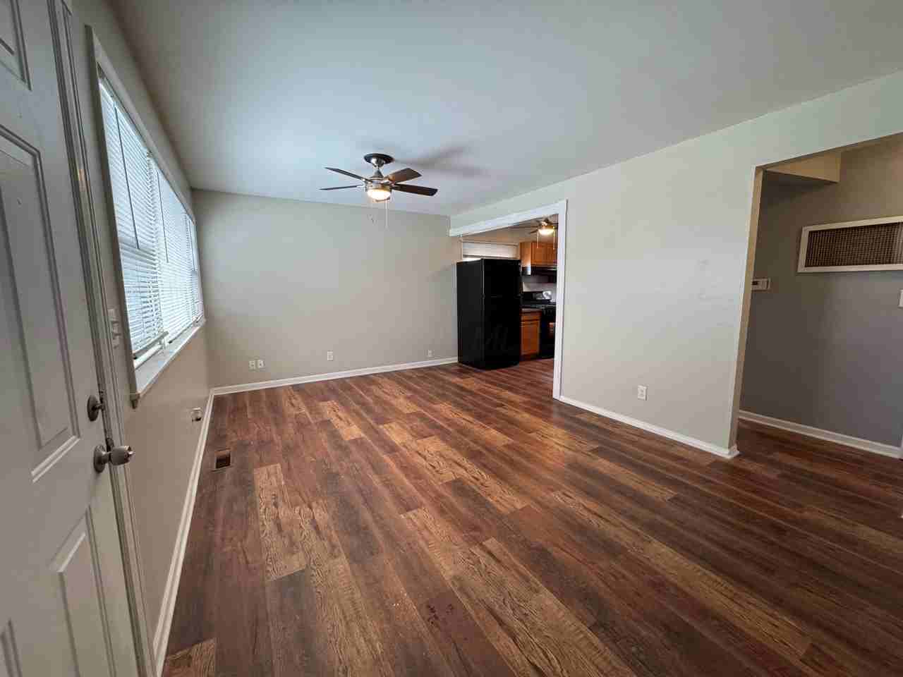 4105 Elbern Ave - Photo 2 of 20