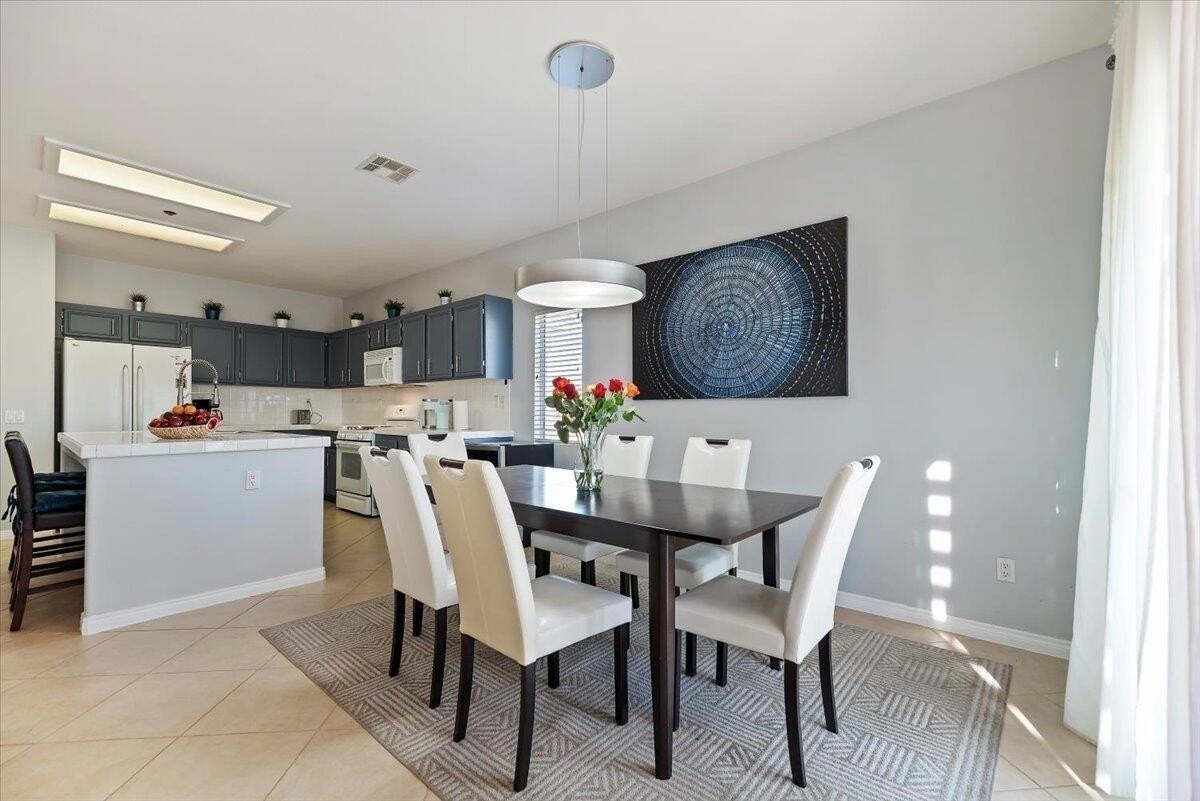 3982 Eastgate Rd - Photo 7 of 50