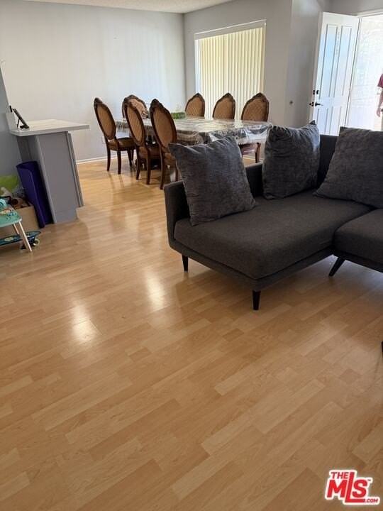 10282 Tujunga Canyon Blvd Unit 103 - Photo 3 of 24