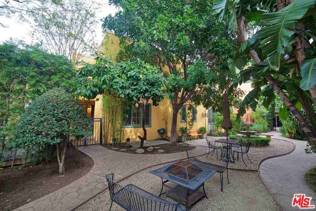 2044 2046 N Highland Ave - Photo 2 of 20