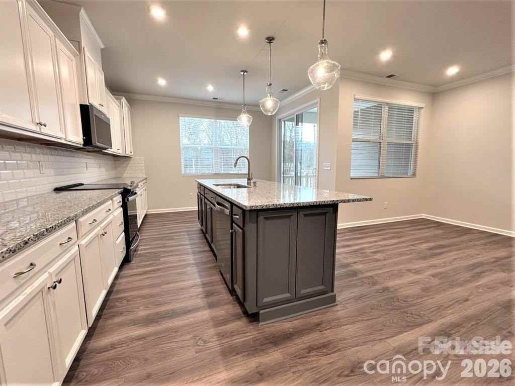 16628 Summers Walk Blvd - Photo 2 of 19