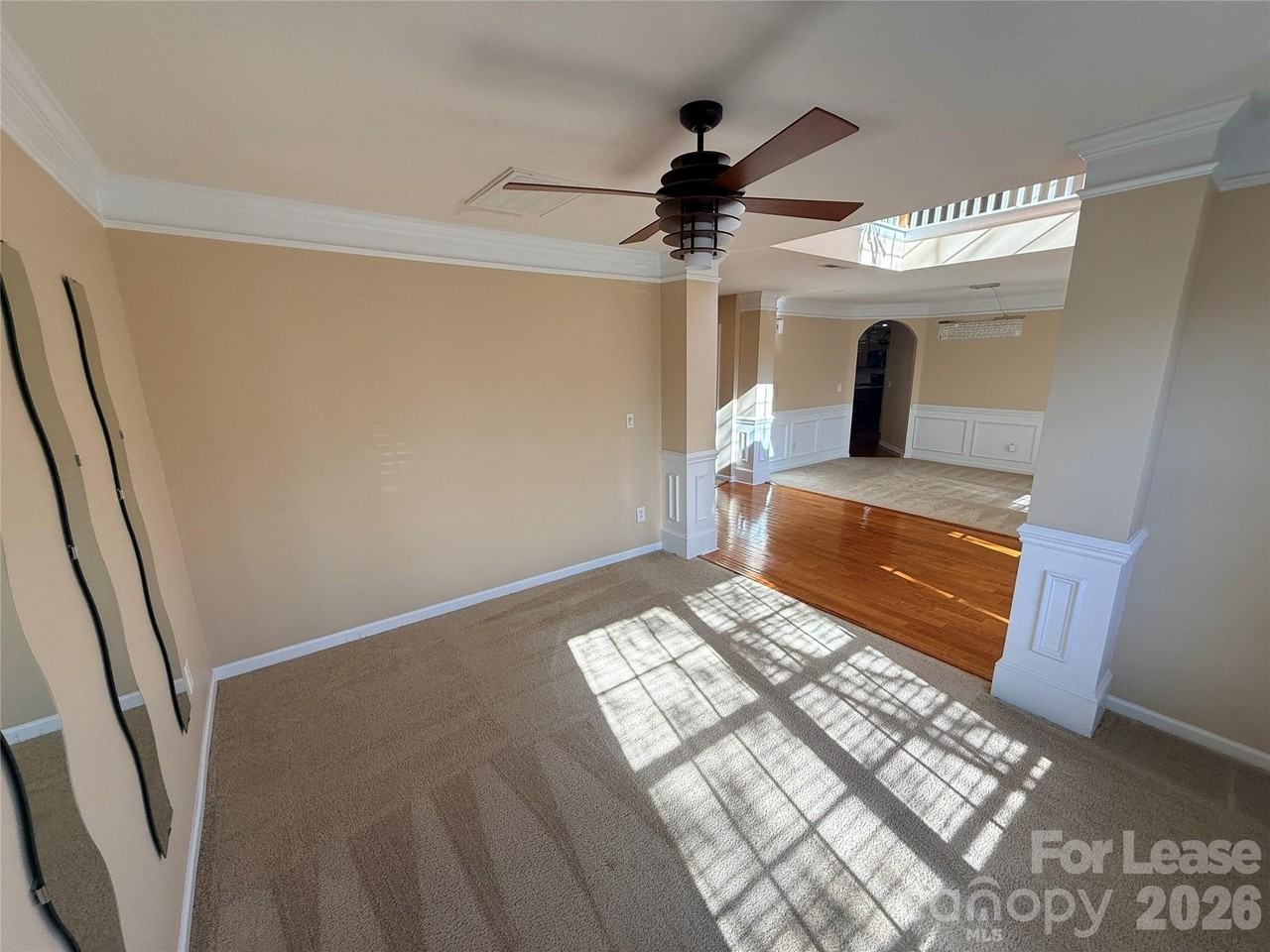 5219 Sunriver Rd - Photo 5 of 48