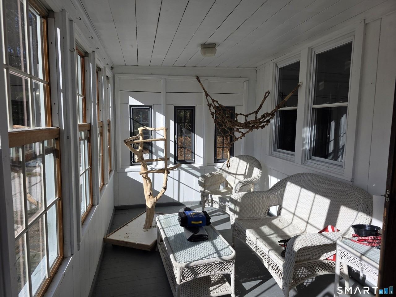 61 N Shore Rd - Photo 6 of 35