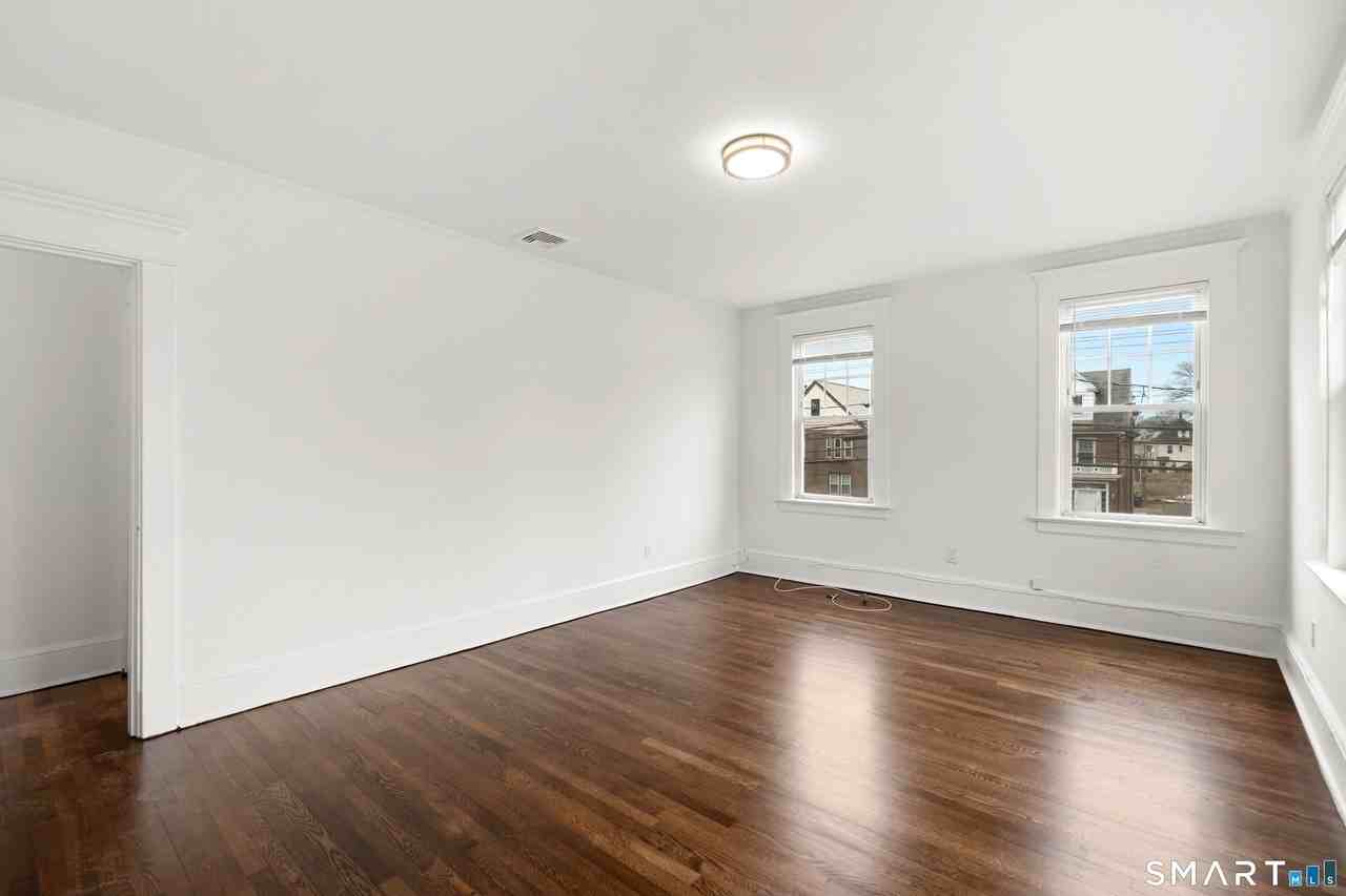 155 Elm St Apt 12 - Photo 2 of 7