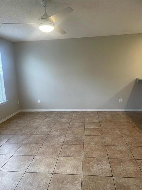 2269 Whitman Ln - Photo 5 of 15