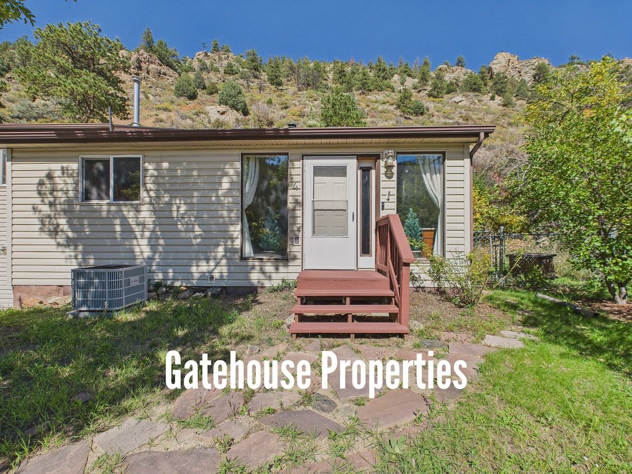 4 Virginia St #1 - Photo 3 of 28