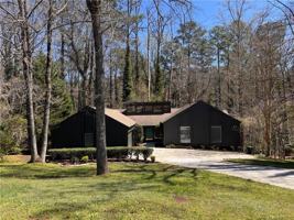 featured image of 192 Kings Row Ne