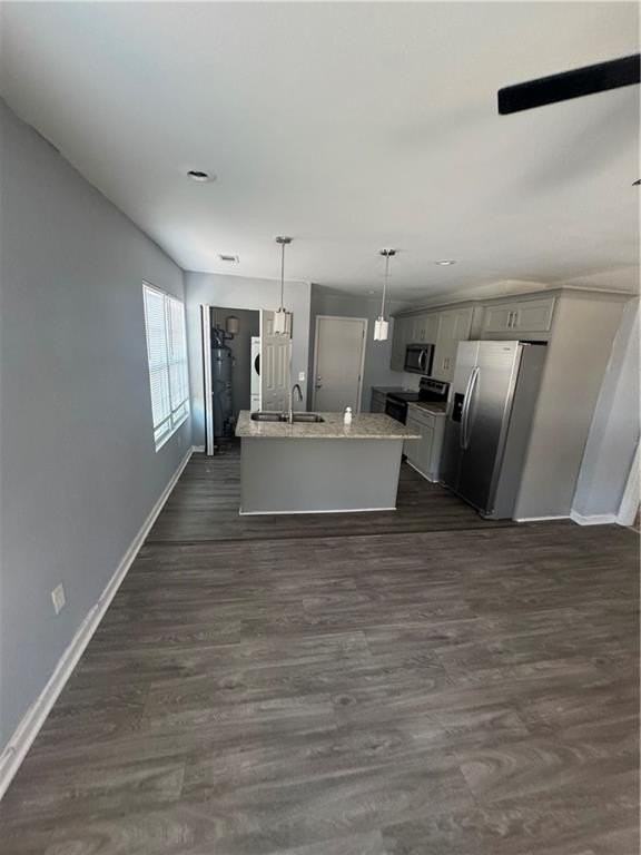 248 Upshaw St Sw - Photo 4 of 8