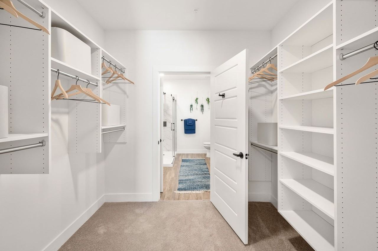 550 Westlake Park Blvd - Photo 3 of 8