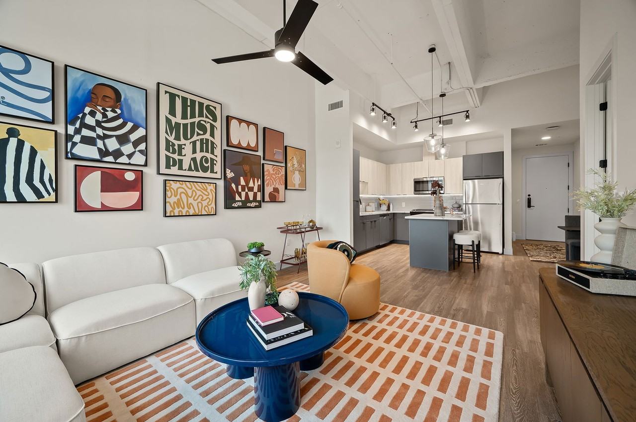 550 Westlake Park Blvd - Photo 4 of 8