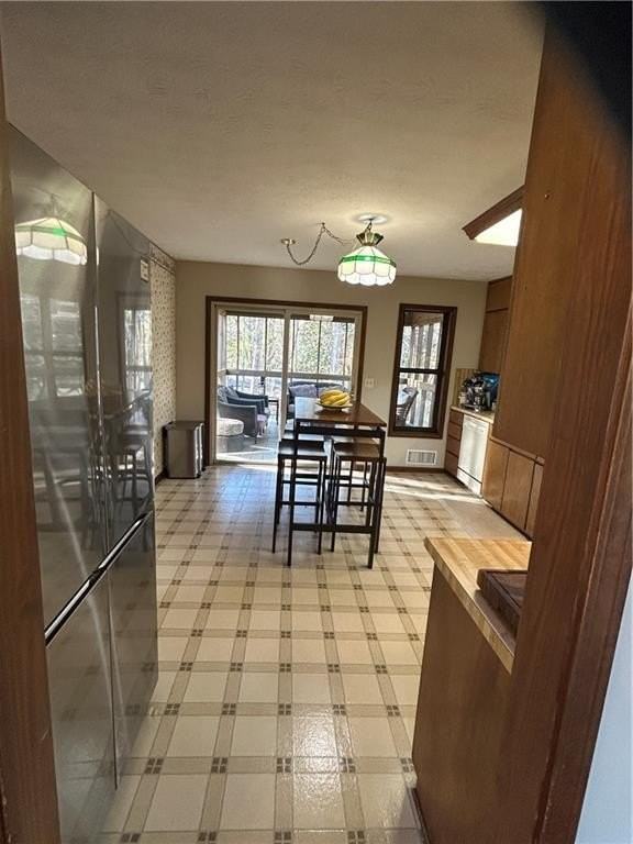 2716 Peachtree Walk - Photo 4 of 21