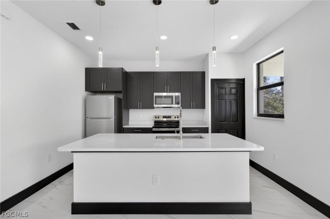 4725/4727 27TH 27th Street SW #4725 - Photo 6 of 30