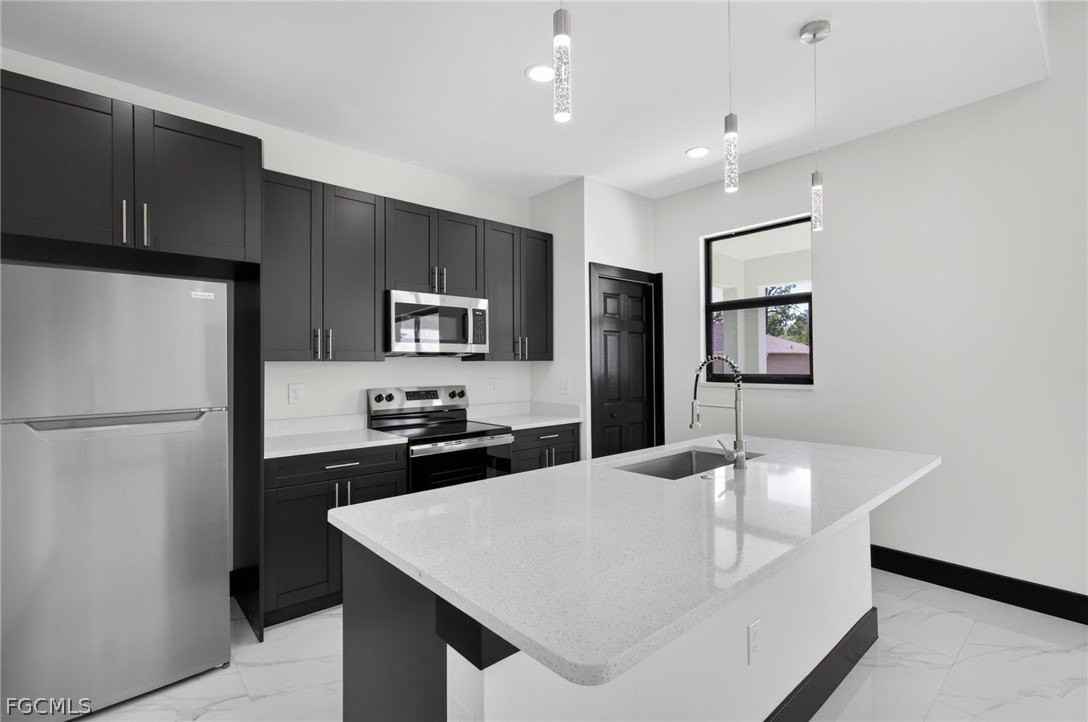 4725/4727 27TH 27th Street SW #4725 - Photo 7 of 30